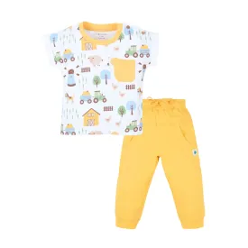 Drop Shoulder Barnyard Print Tee With Relaxed Fit Joggers - White & Yellow
